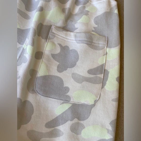 A Bathing Ape City Camo Shark Slim Sweatpants w/ glow in the dark printed ink. - Picture 4 of 9